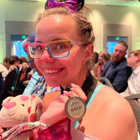 Meet your Posher, Ashlee and Heather - Picture 5 of 14